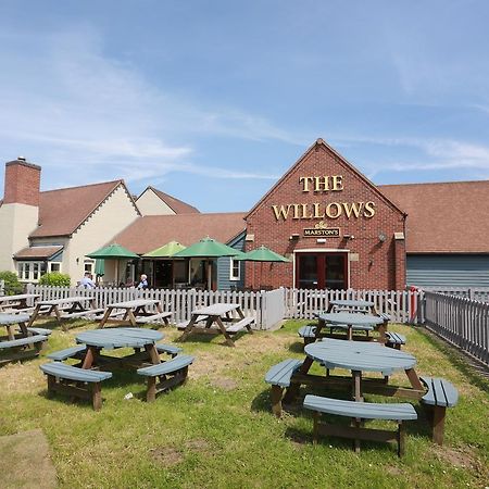 Willows, Blackburn By Marston'S Inn Εξωτερικό φωτογραφία