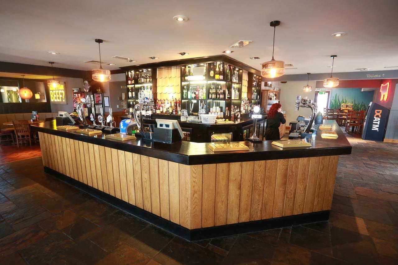 Willows, Blackburn By Marston'S Inn Εξωτερικό φωτογραφία